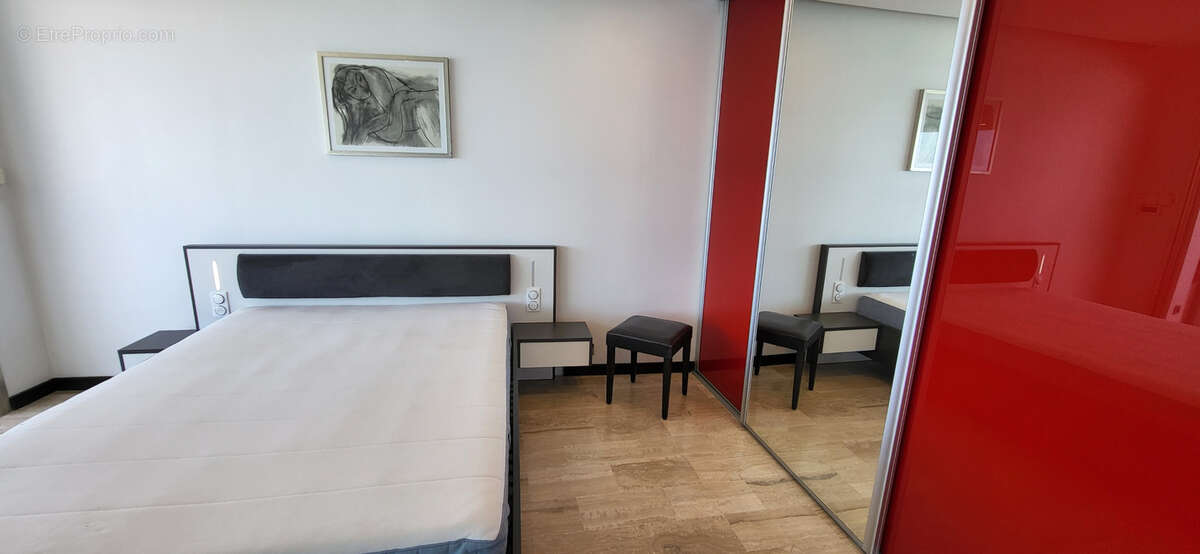 Appartement à VILLENEUVE-LOUBET