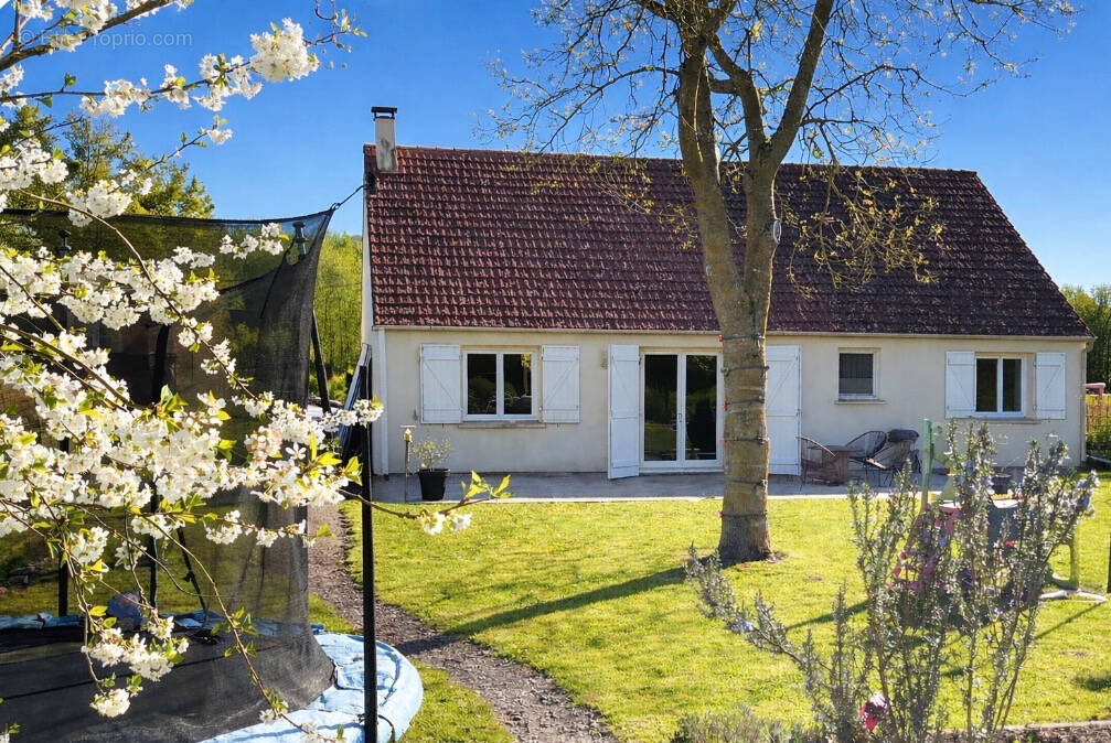 Maison à RIBECOURT-DRESLINCOURT