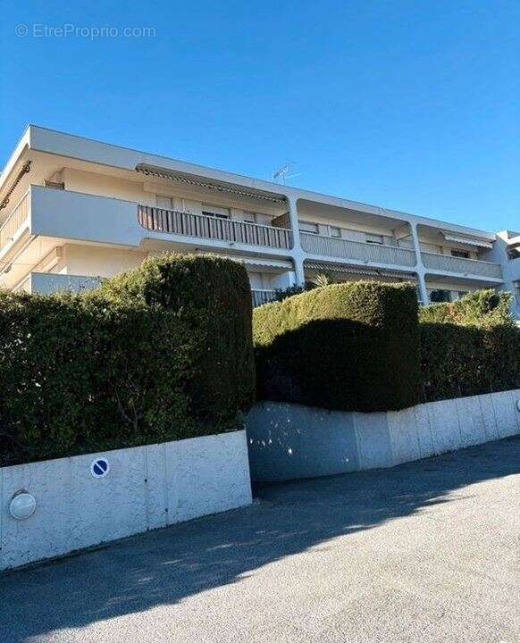 Appartement à LE CANNET