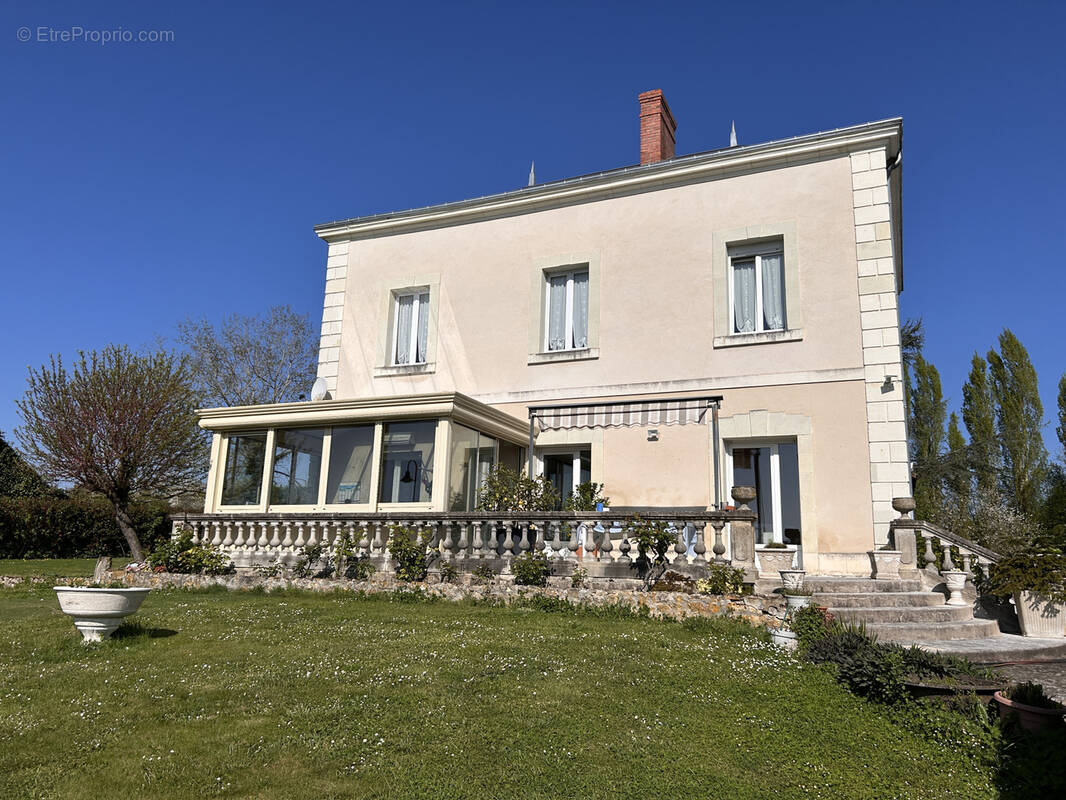 Maison à SENNEVIERES