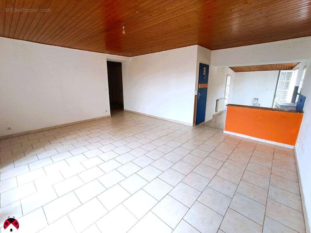 Maison à MAREUIL-SUR-LAY-DISSAIS