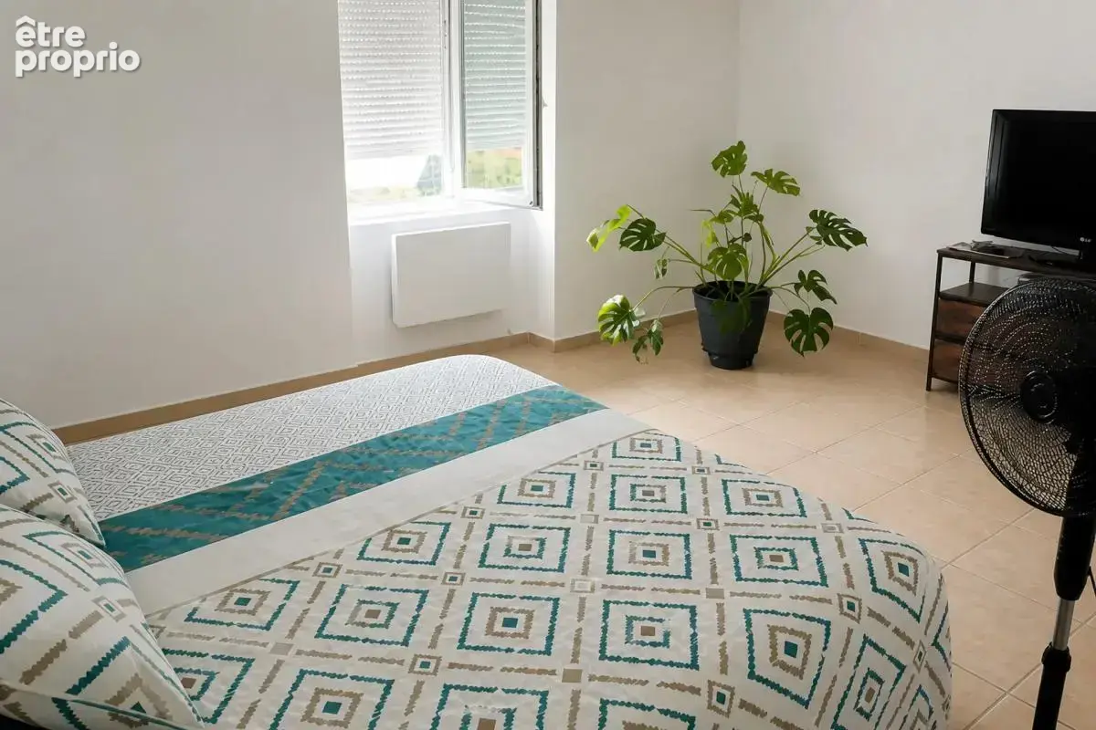 Immeuble de rapport de 12 pièces de 333 m² à La Grand-Combe - photo 25