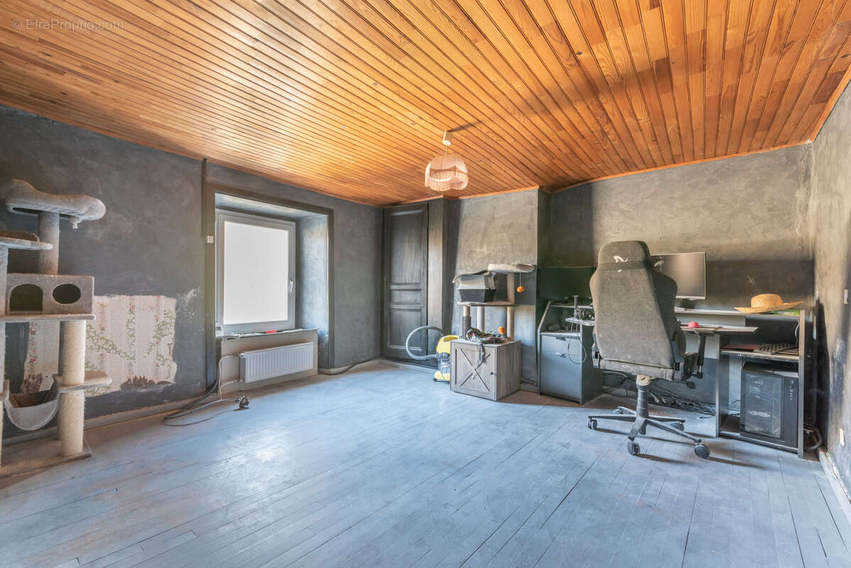 Maison à SAINT-GERMAIN-LAPRADE