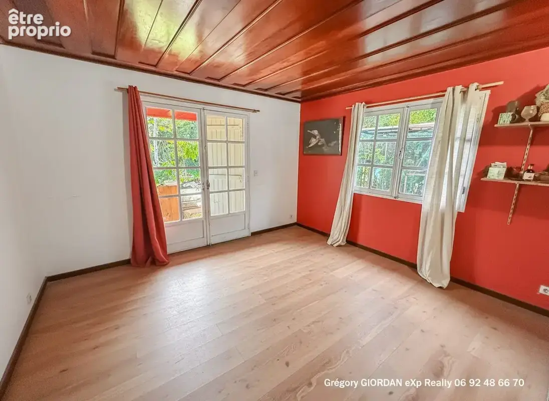 Maison 250 m² à Le Tampon  - photo 3
