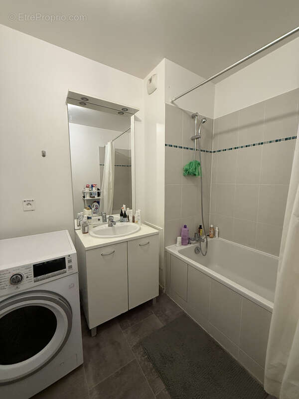 Appartement à DAMMARIE-LES-LYS