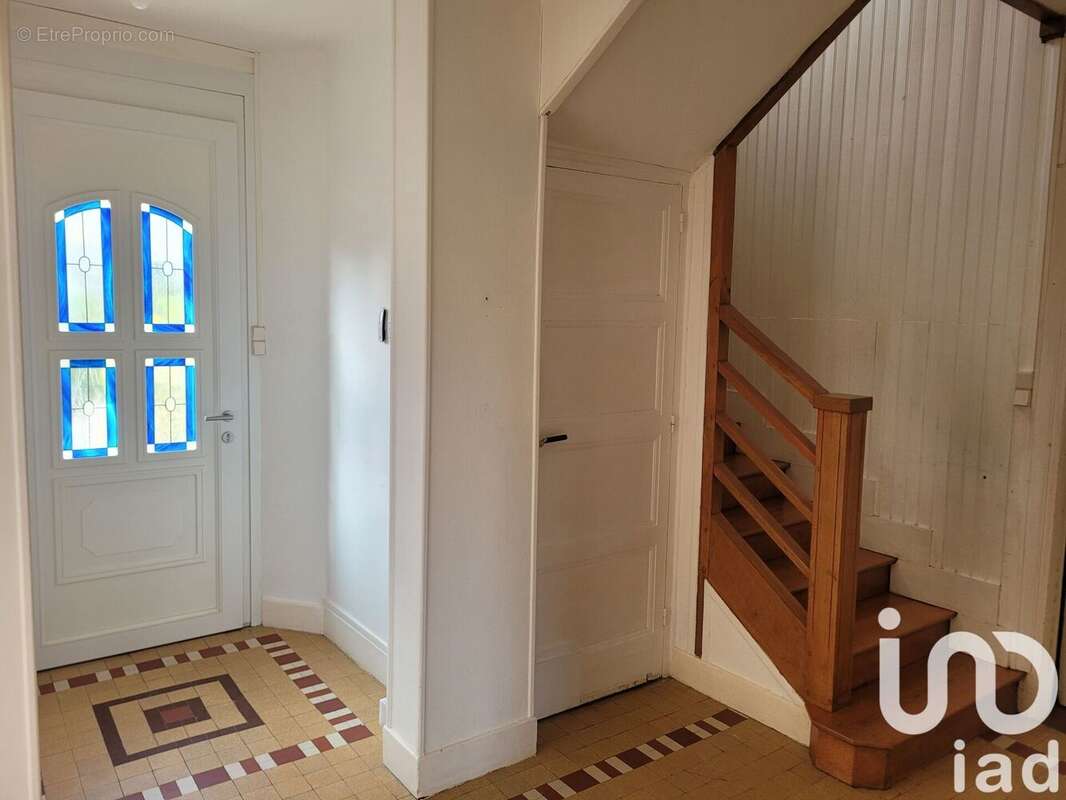 Maison 121 m² à Saint-Maurice-D'etelan  - photo 6