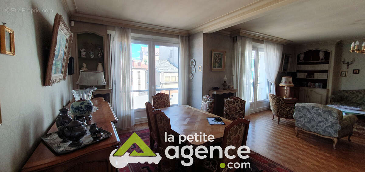 Hyper Centre - Appartement 5 pièces 116 m2 avec ascenseur - photo 2