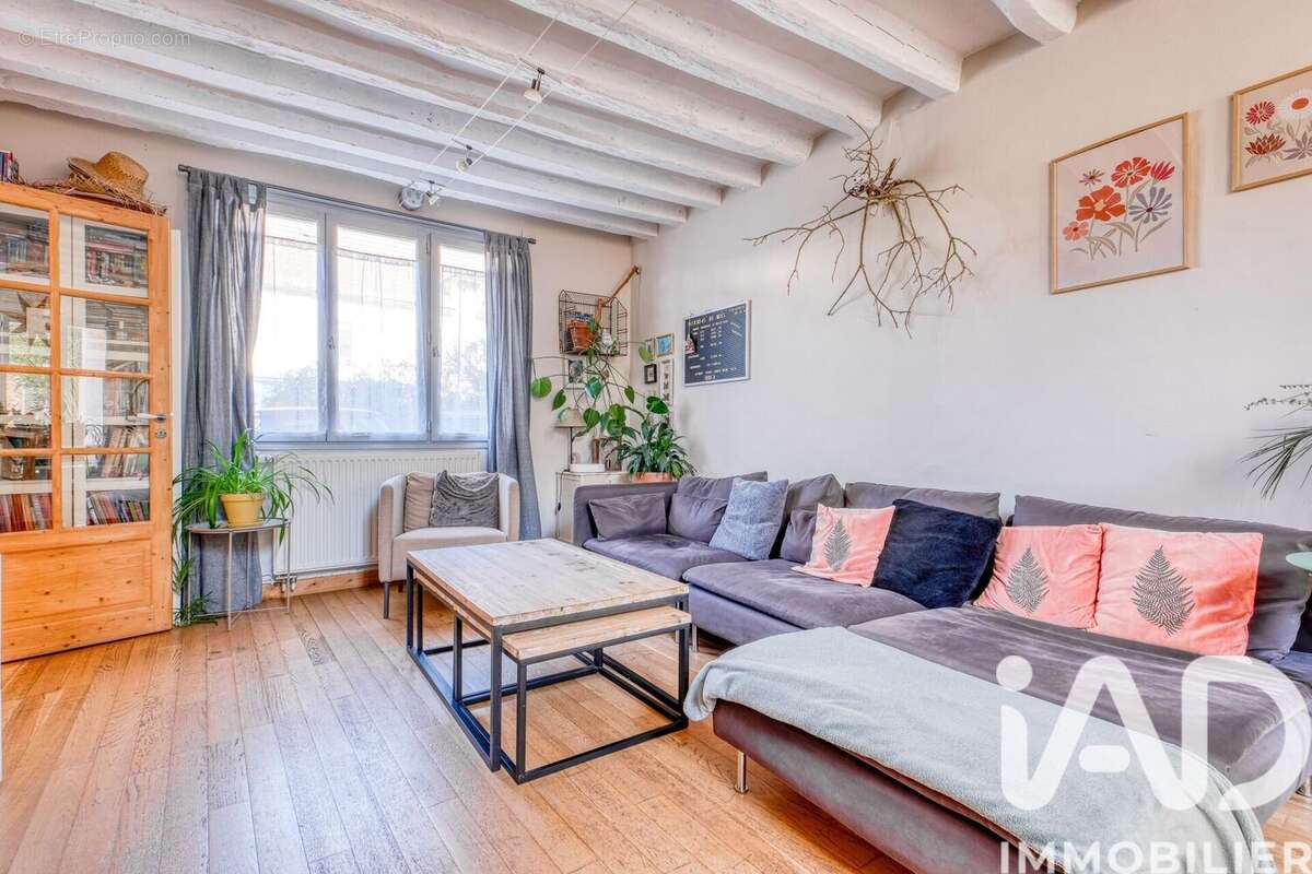 Photo 4 - Maison à VILLIERS-SUR-MORIN