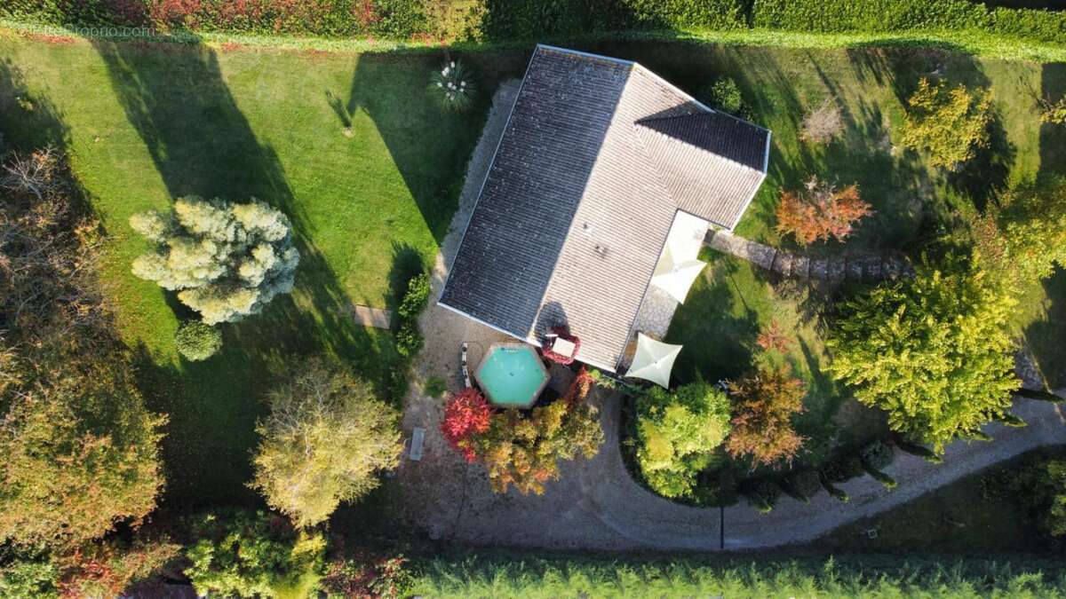 Maison à SAINT-GEORGES-D&#039;ESPERANCHE