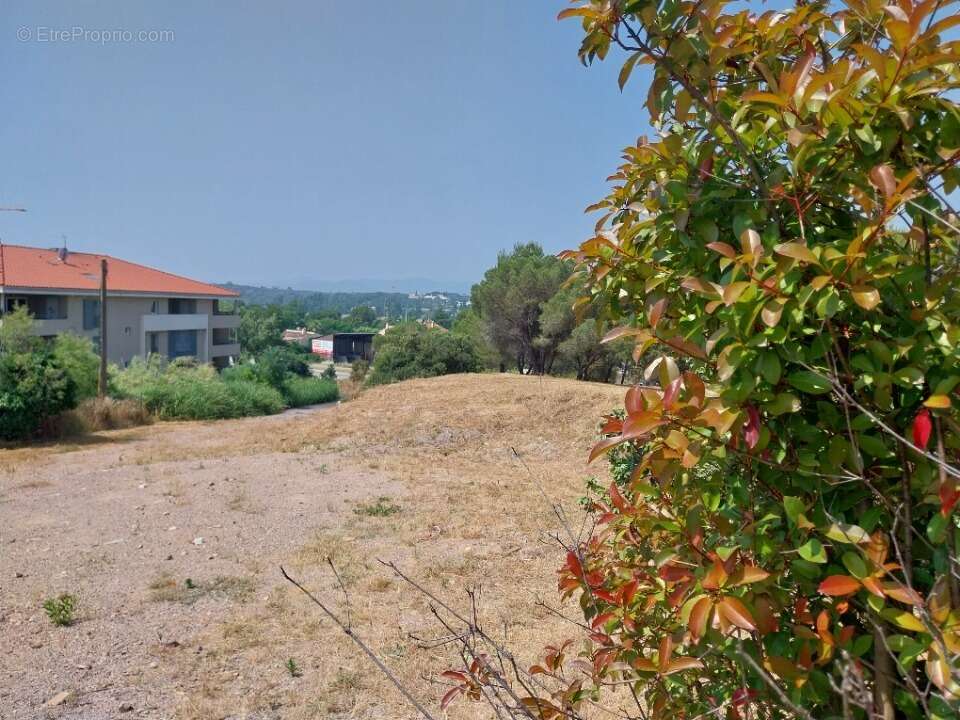 Terrain 514 m² à Frejus  - photo 4