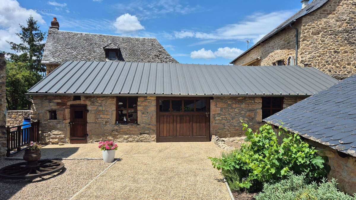 Maison en pierres, terrain, à 10 min d'Espalion, COUBISOU - photo 10