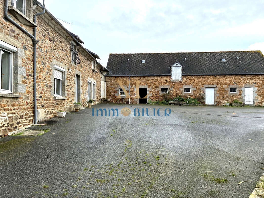 Maison à HILLION