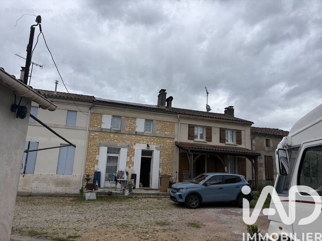Photo 1 - Maison à MONTGUYON