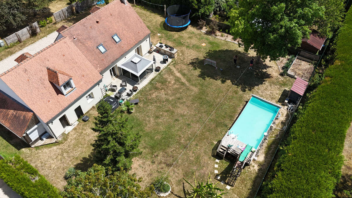 Maison à MILLY-LA-FORET