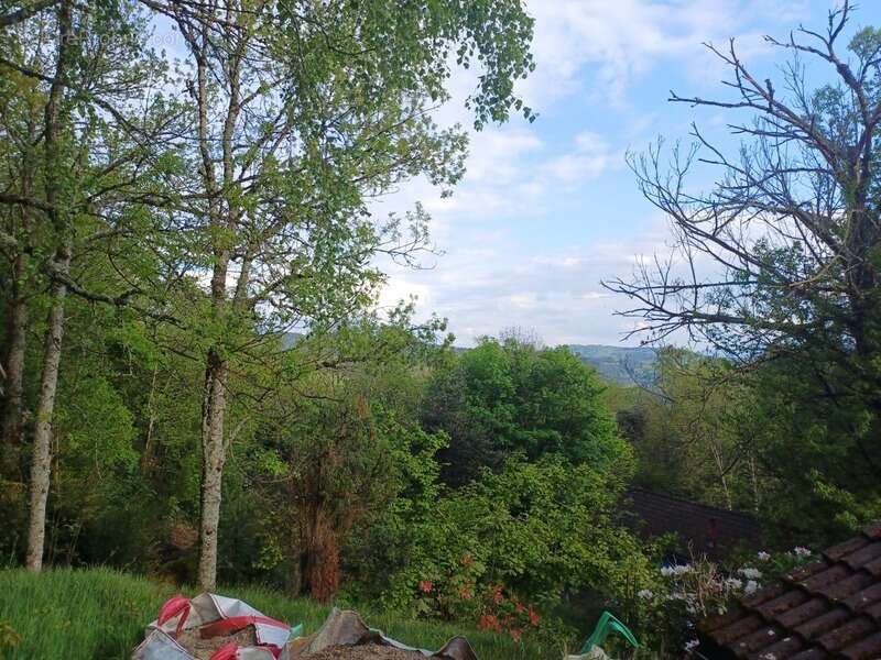 Maison à VOLLORE-VILLE