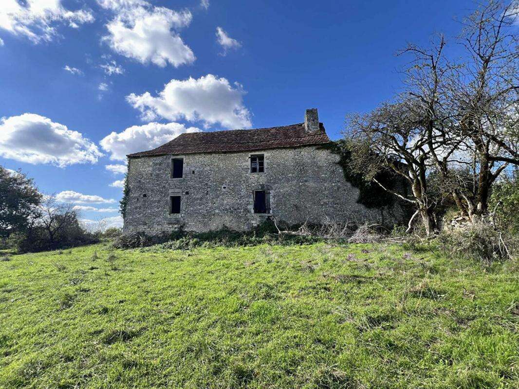Maison à EXCIDEUIL