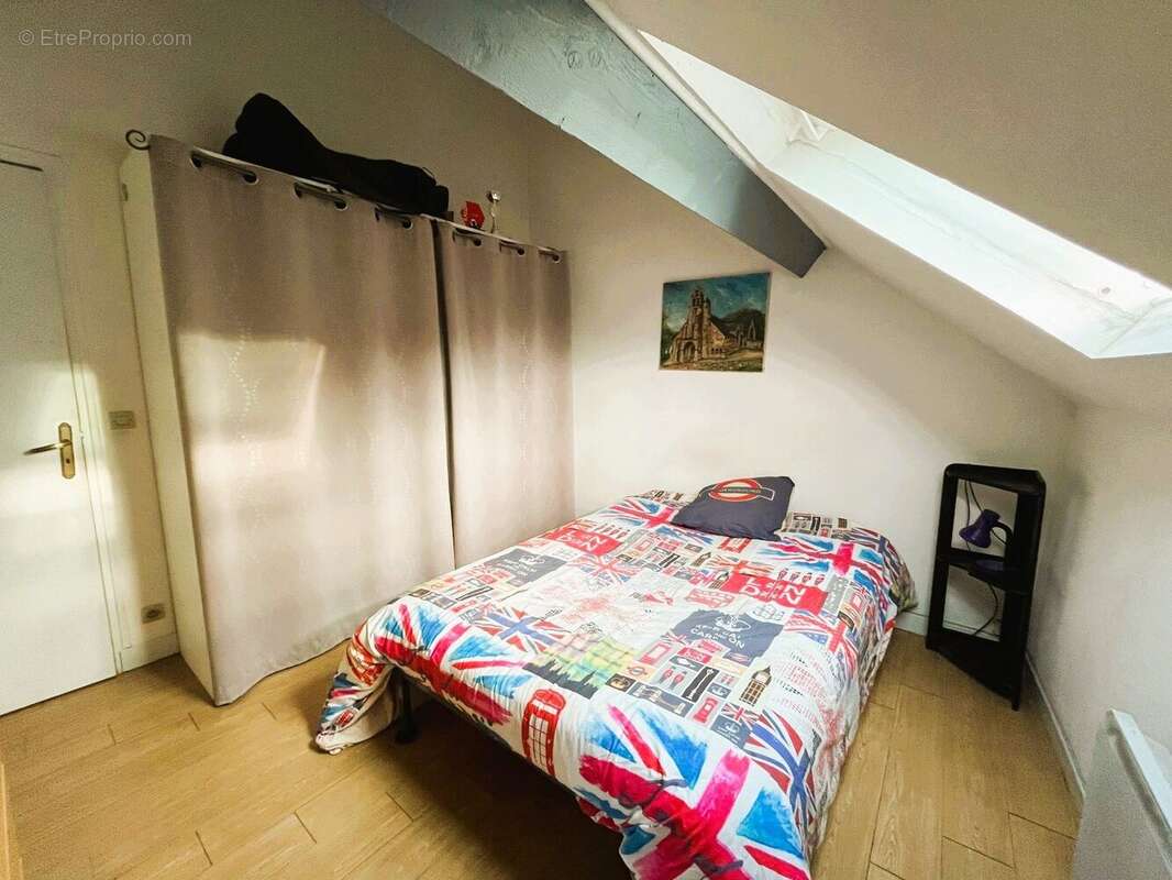 Appartement à LE MESNIL-LE-ROI