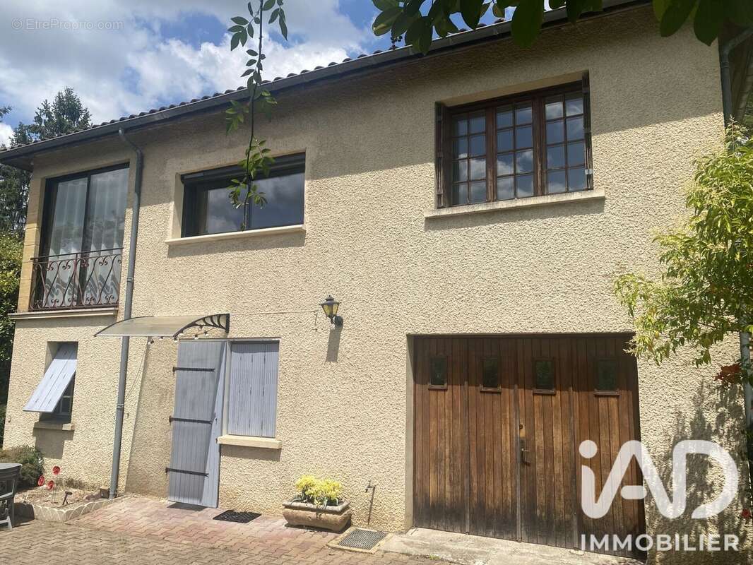 Maison 171 m² à Sarlat-La-Caneda  - photo 4