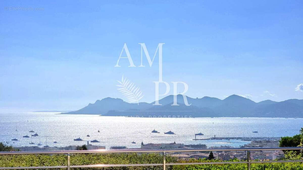 Maison à CANNES