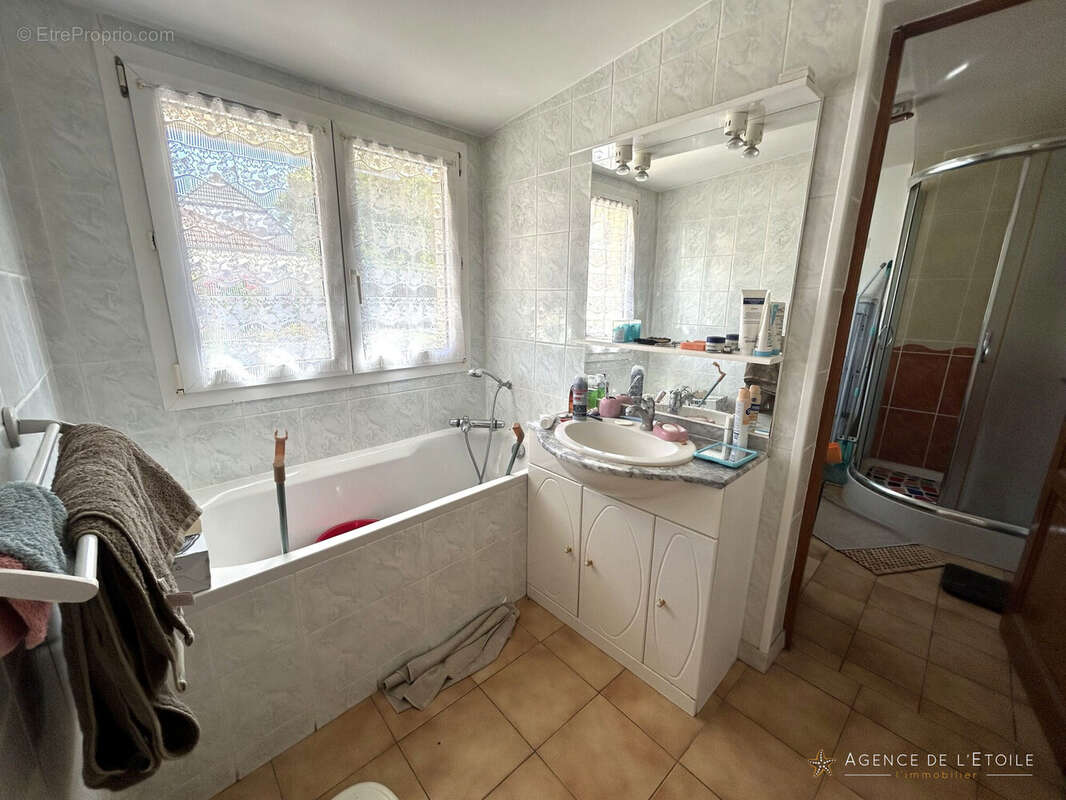 SALLE DE BAINS