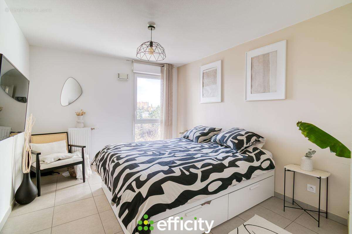 Appartement à VENISSIEUX