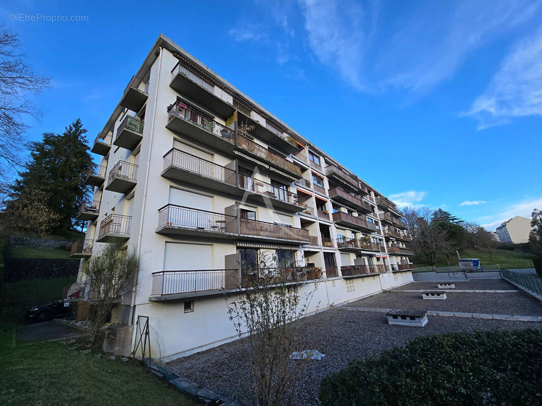 Appartement à BILLERE