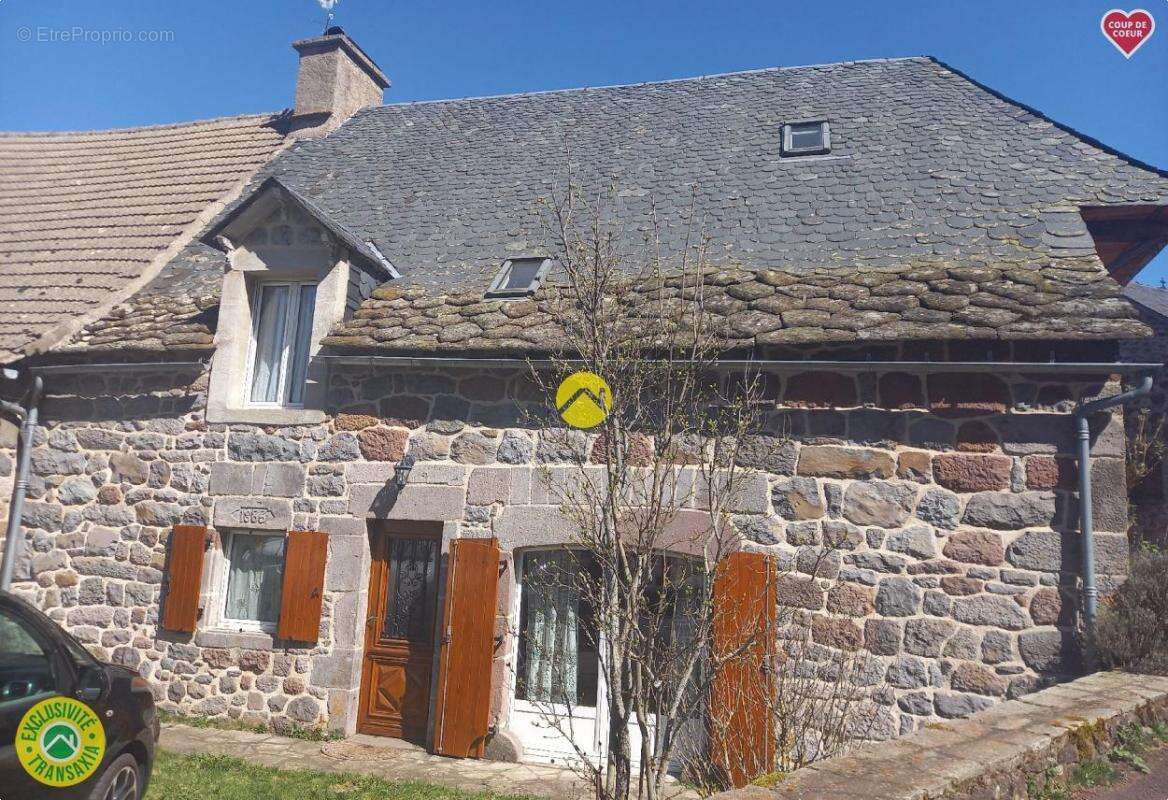 Maison à MURAT
