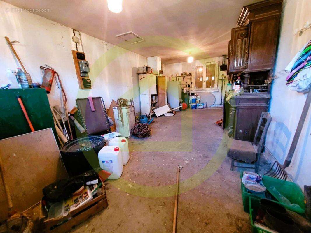 Maison à SAINT-BONNET-SUR-GIRONDE