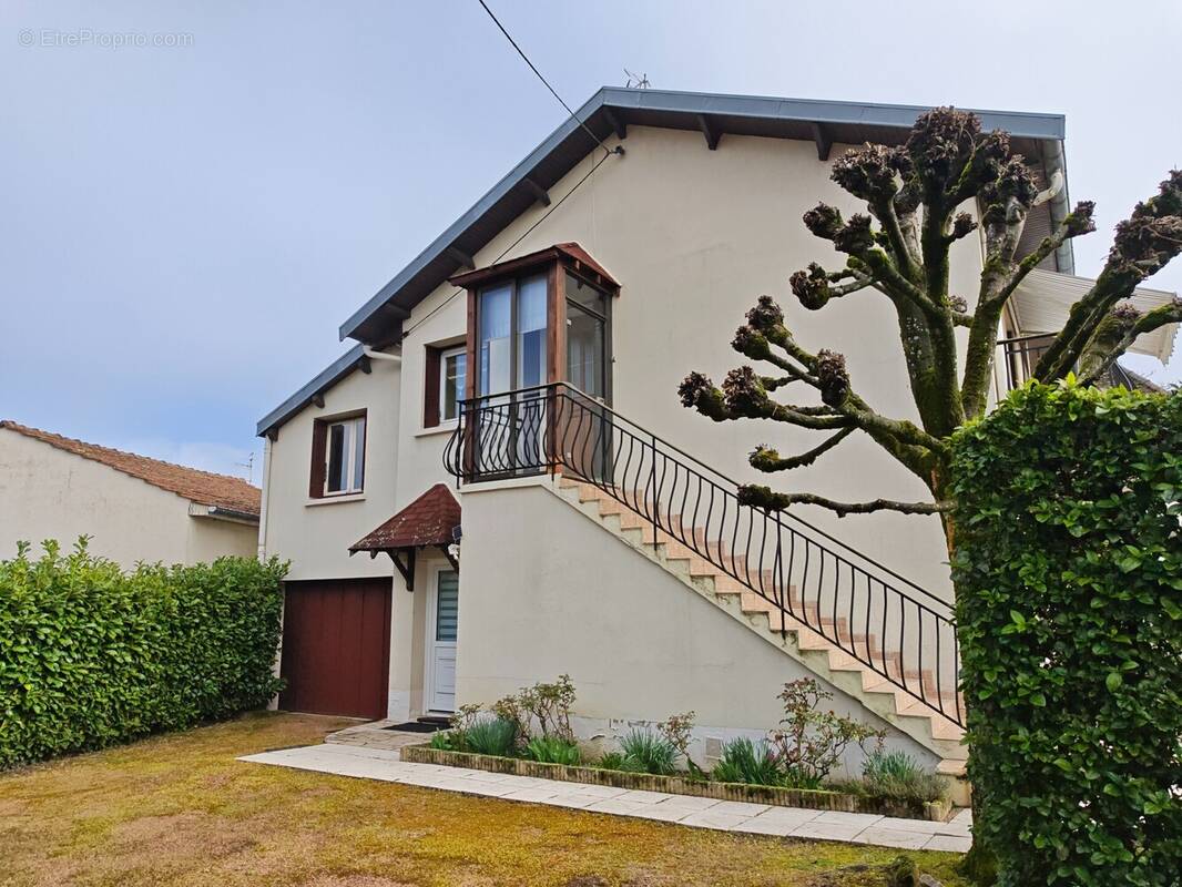 Maison à CRISSEY