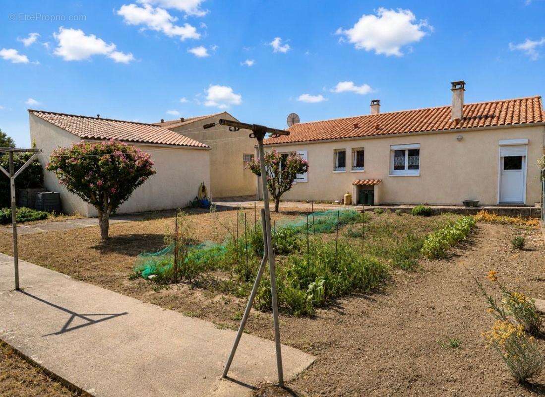 Maison de plain-pied idéalement située à Saint-Pierre - photo 3