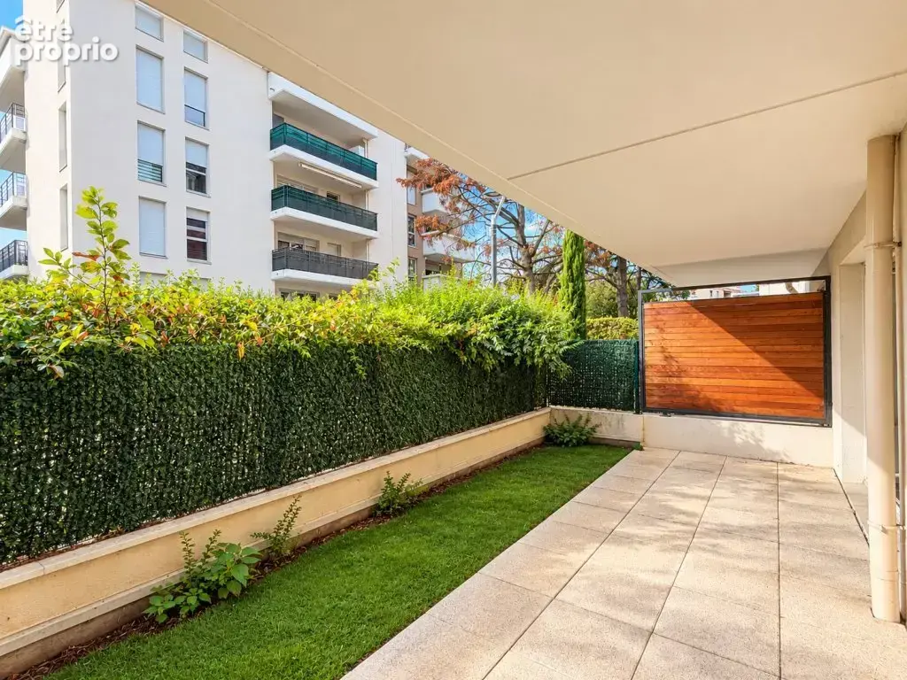 EXCLUSIVITÉ - TASSIN - 134, rue Joliot Curie, T2 en rez-de-jardin - photo 2