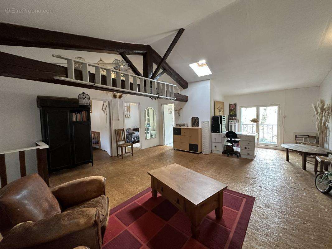 Maison à CAUNES-MINERVOIS