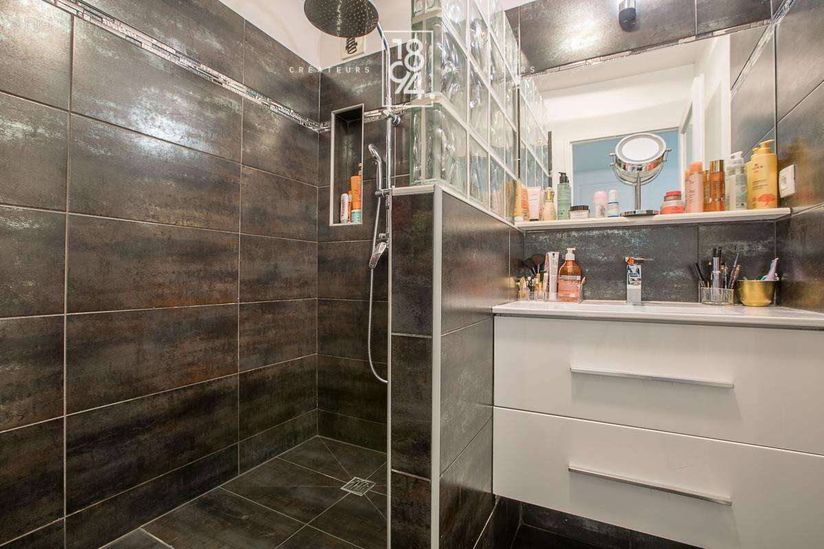 Appartement à MARSEILLE-9E