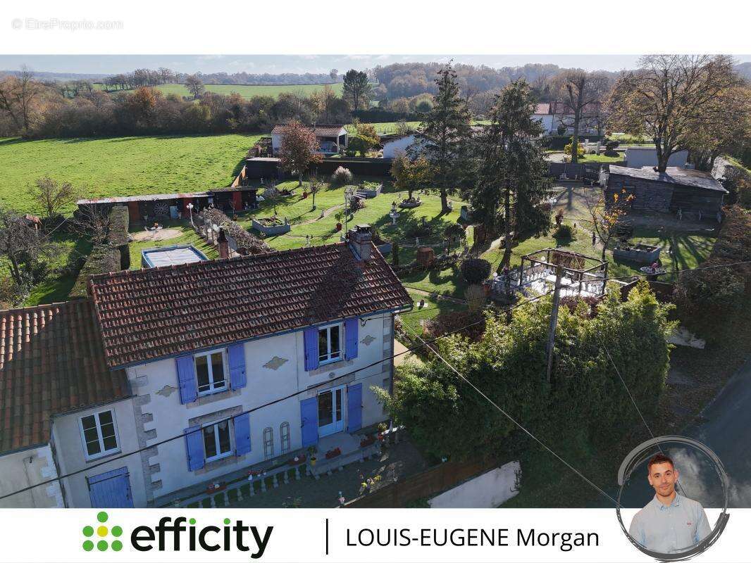 Maison à AVAILLES-LIMOUZINE