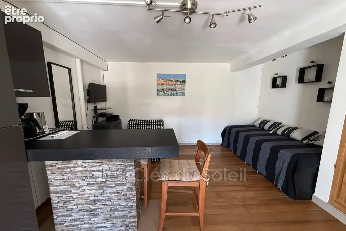 Appartement 1 pièce 20 m² à vendre à Hyeres (83400) - photo 3