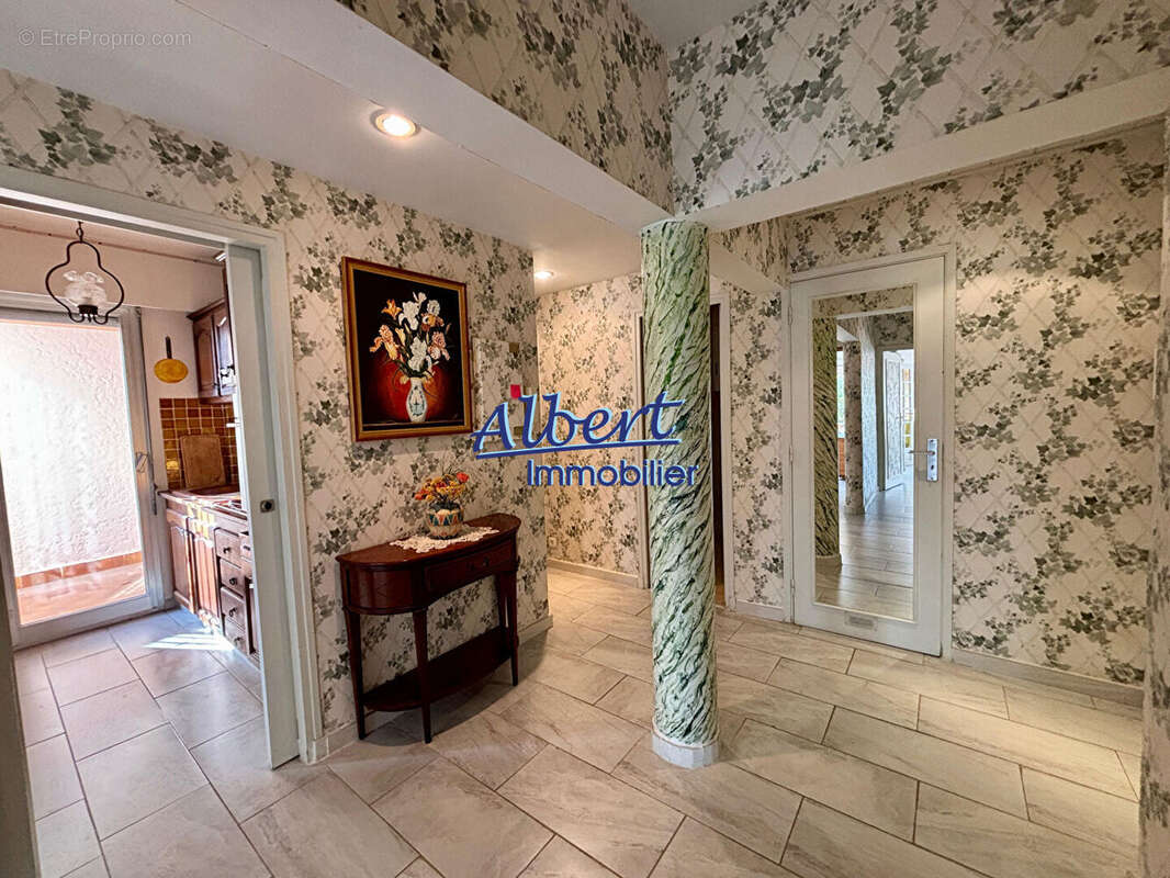 Appartement à SANARY-SUR-MER
