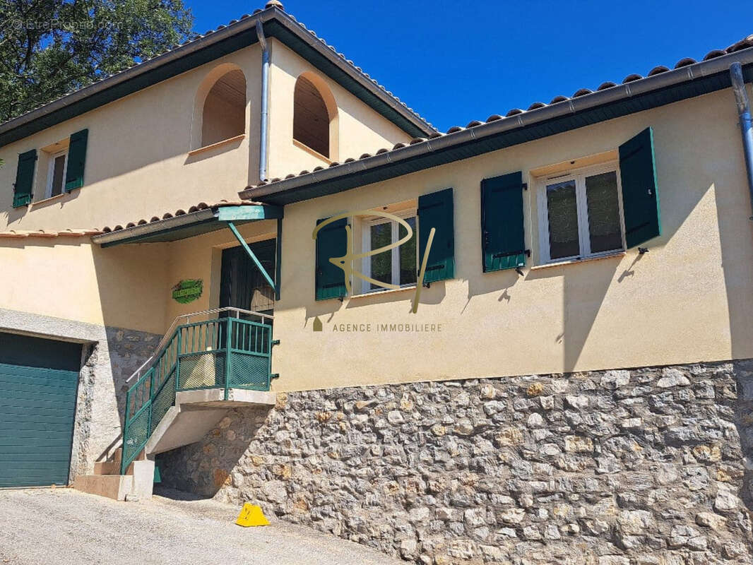 Maison à SAINT-ALBAN-AURIOLLES