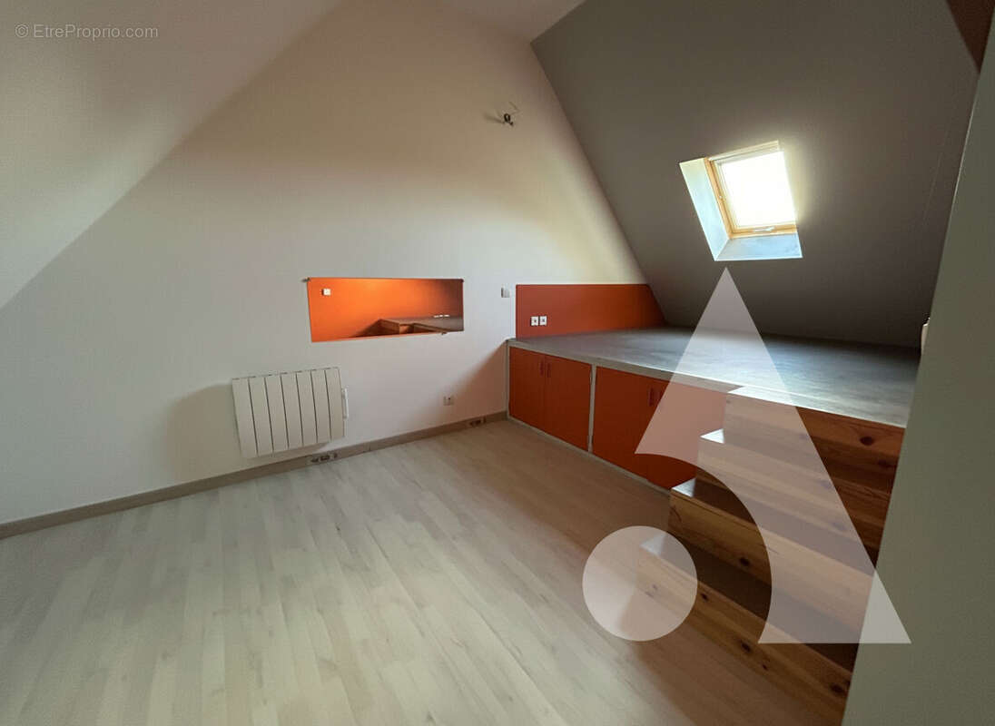 Maison à CREPY-EN-VALOIS