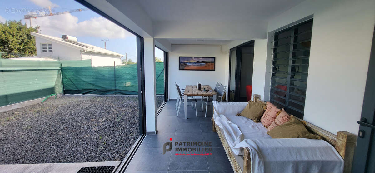 Appartement à LE MOULE