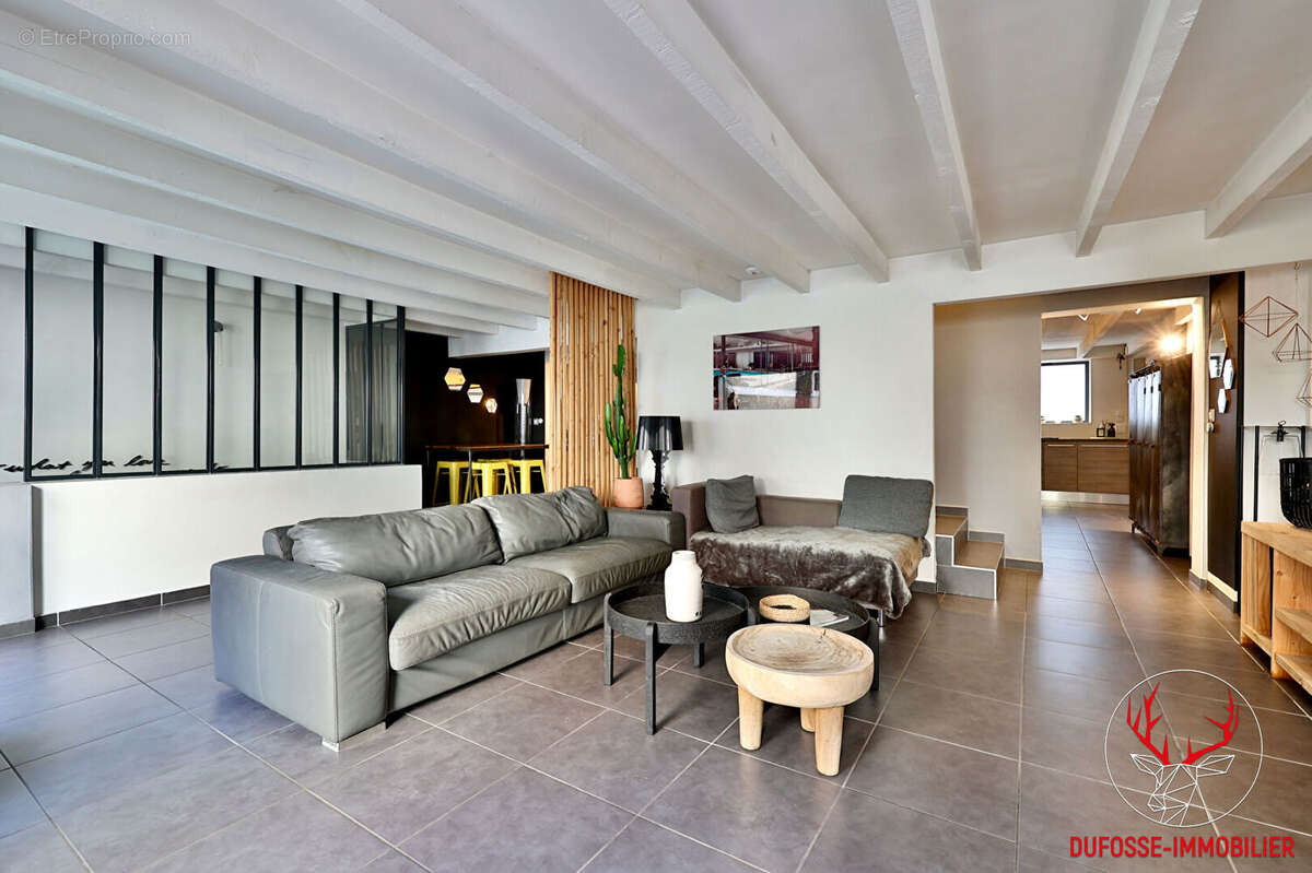 Maison Villeurbanne 6 pièce(s) 190 m2 - photo 6
