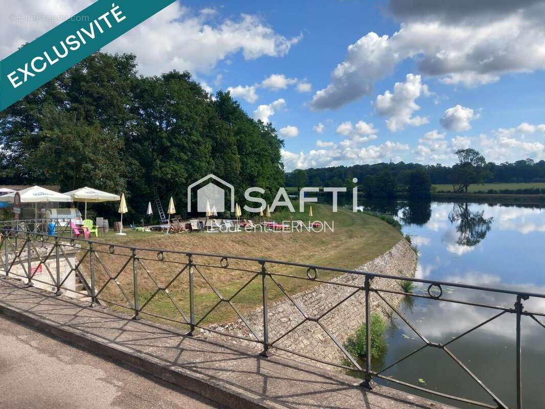 Photo 3 - Commerce à VESOUL