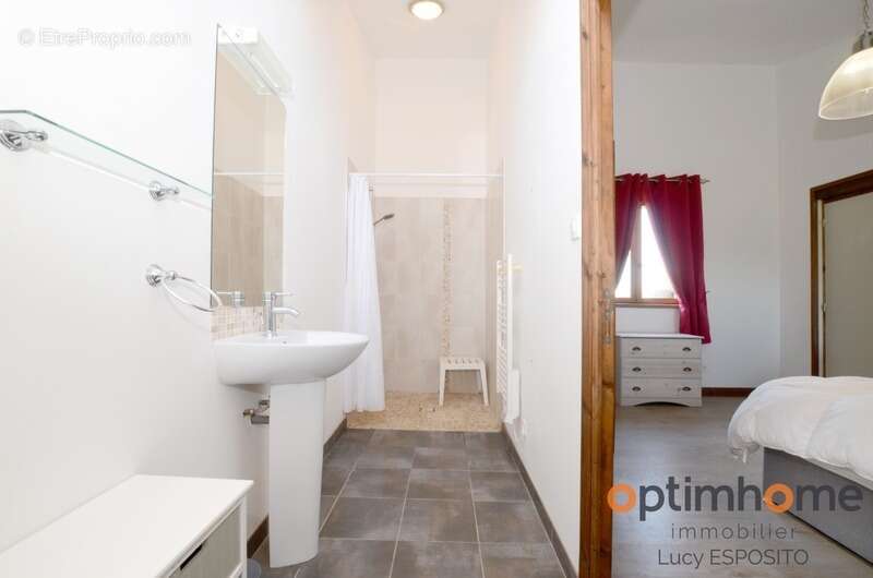 Maison à MAUPREVOIR