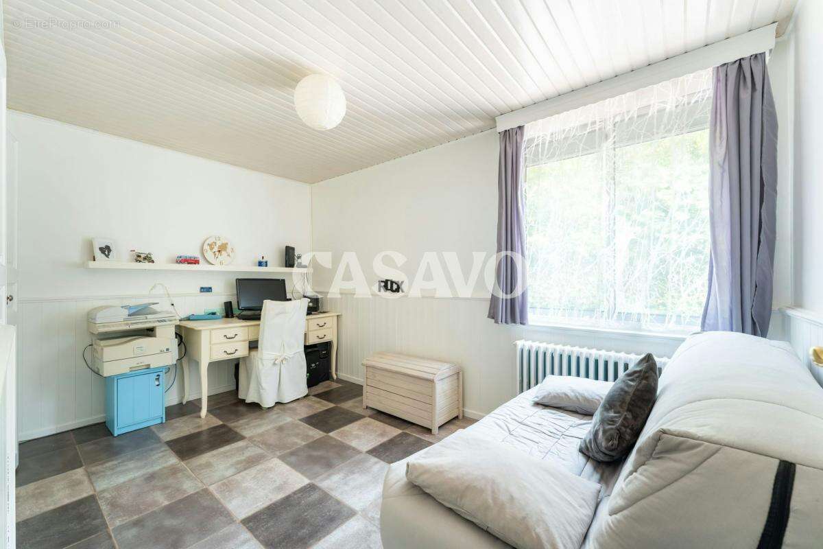Vente Maison 6 pièces de 210m² - 13090 Éguilles - photo 16