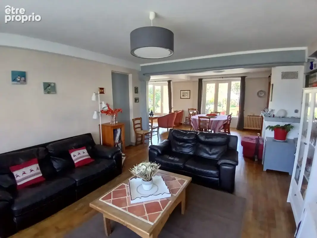 Maison 7 pièces 189 m² à vendre à Laval (53000) - photo 3