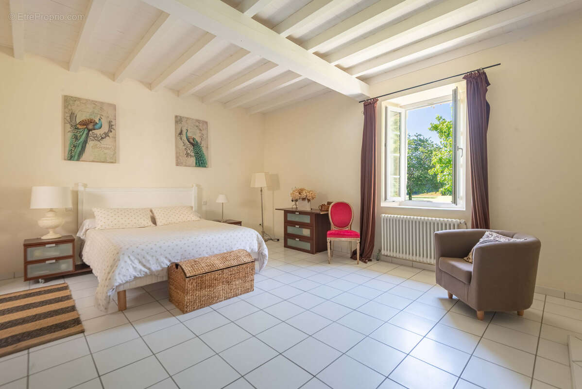 Maison à LATRESNE