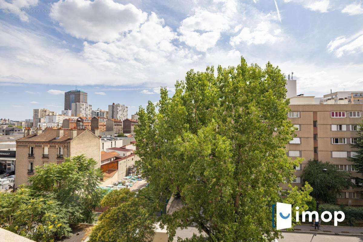 Aubervilliers – 70m² lumineux 3 pièces avec box et cave, à 7 min métro 12 et 7 - photo 2