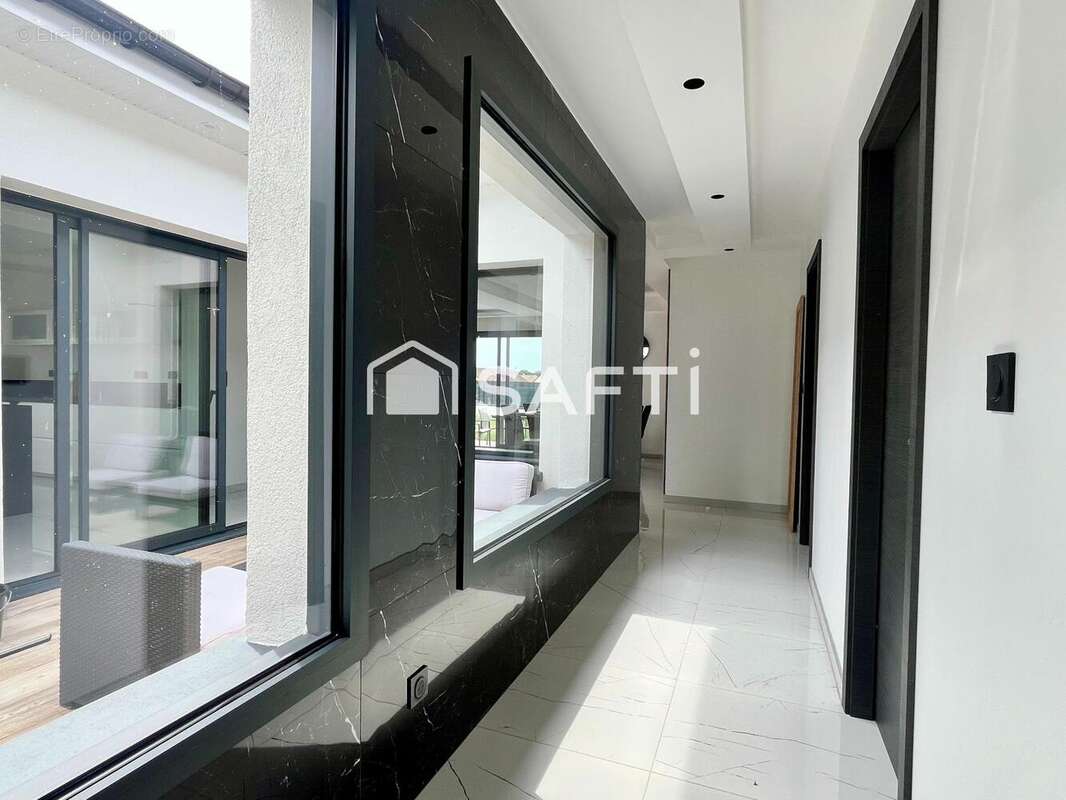 Maison 145 m² à Champagnole  - photo 9