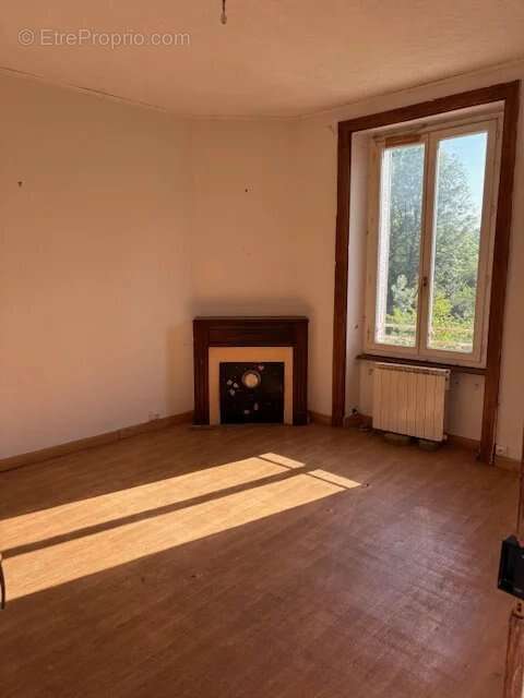 Maison à SAINT-VICTURNIEN