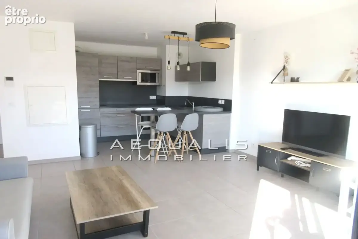 Appartement 2 pièces 43 m² à vendre à Saint-Laurent-Du-Var (06700) - photo 8