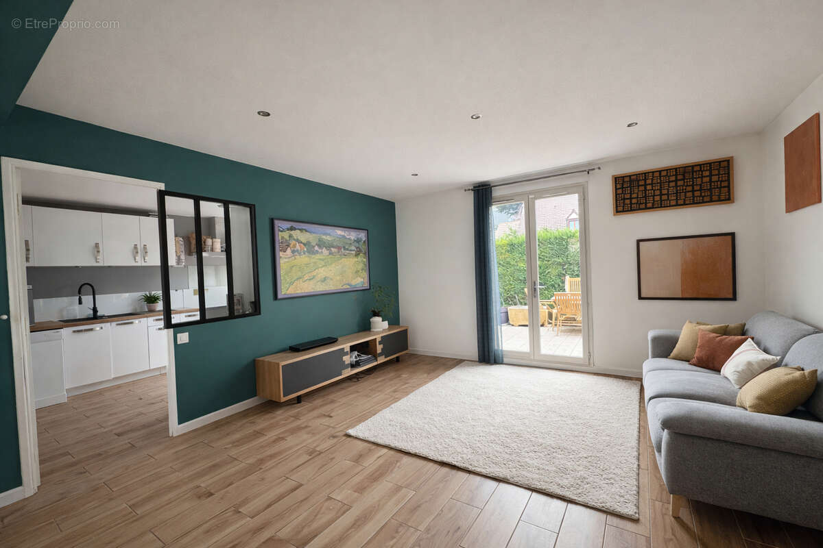 Maison à DAMMARIE-LES-LYS